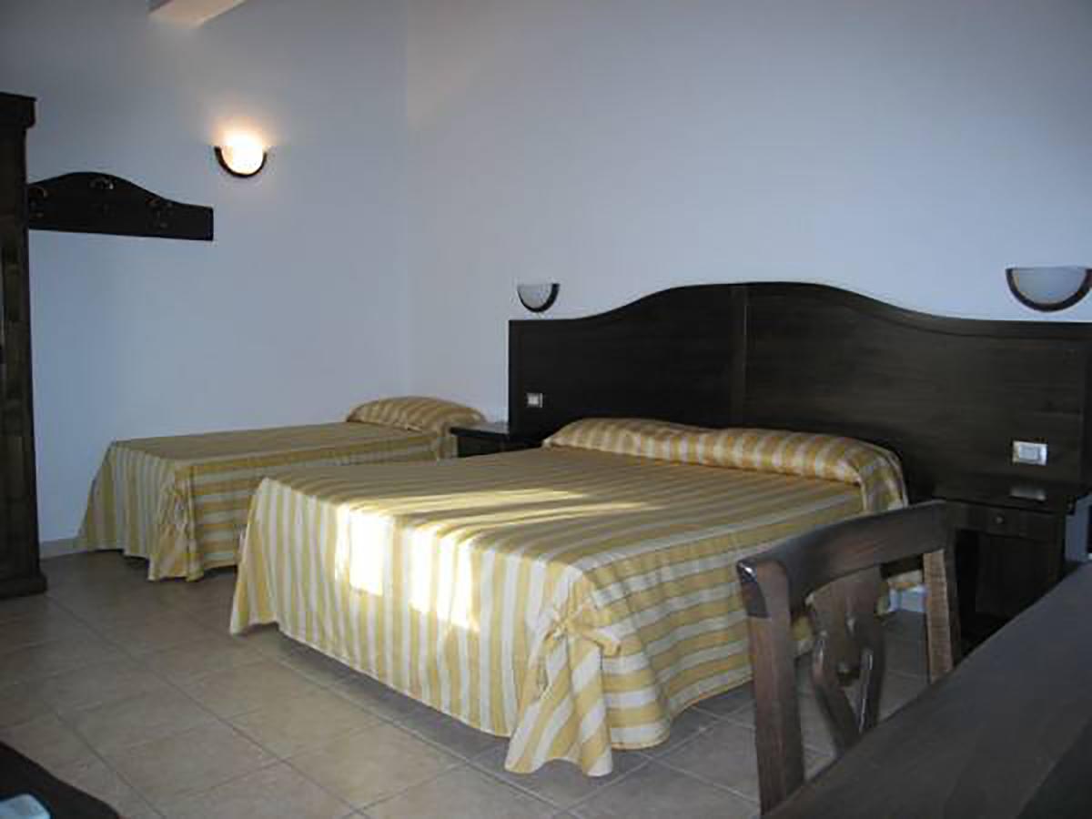 Hotel Pietrapanna Calvello Kültér fotó